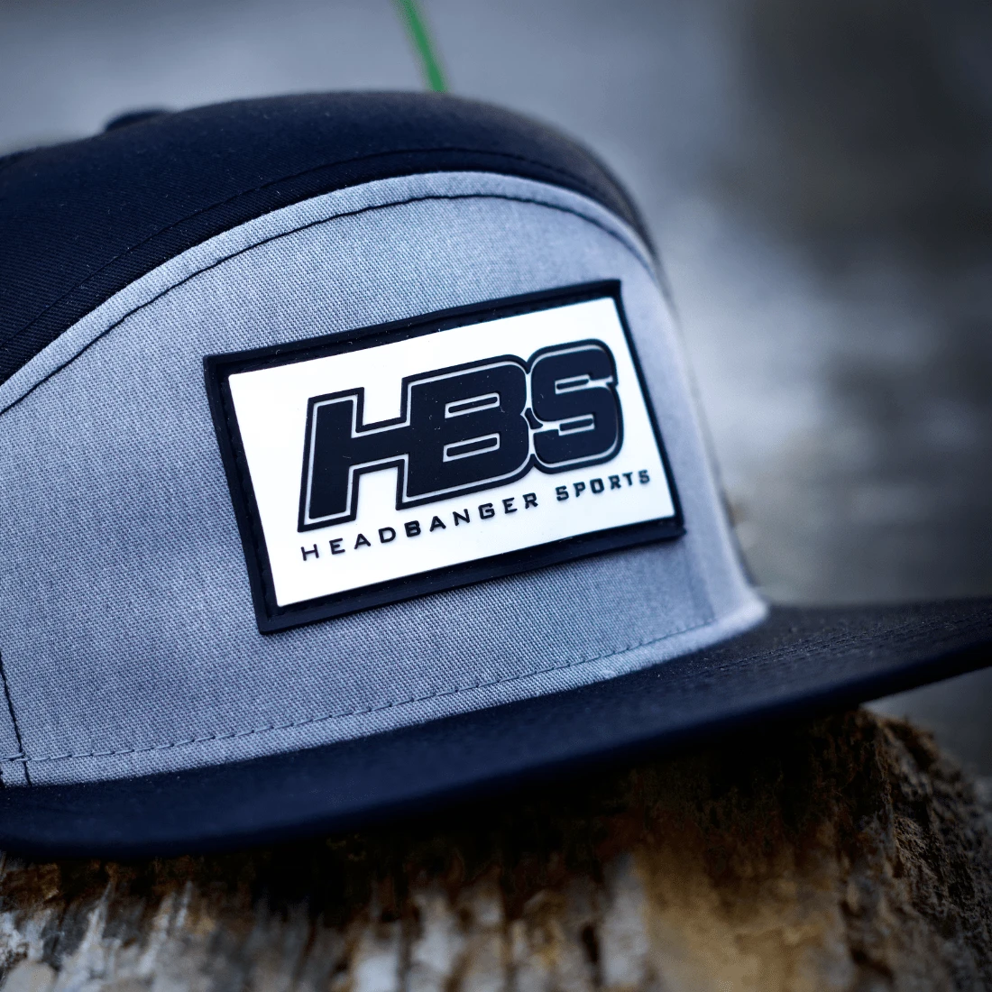 Headbanger Sports Lifestyle Pacific P787 6-Panel Arch Snapback Hat: Black / Heather Grey - Image 2