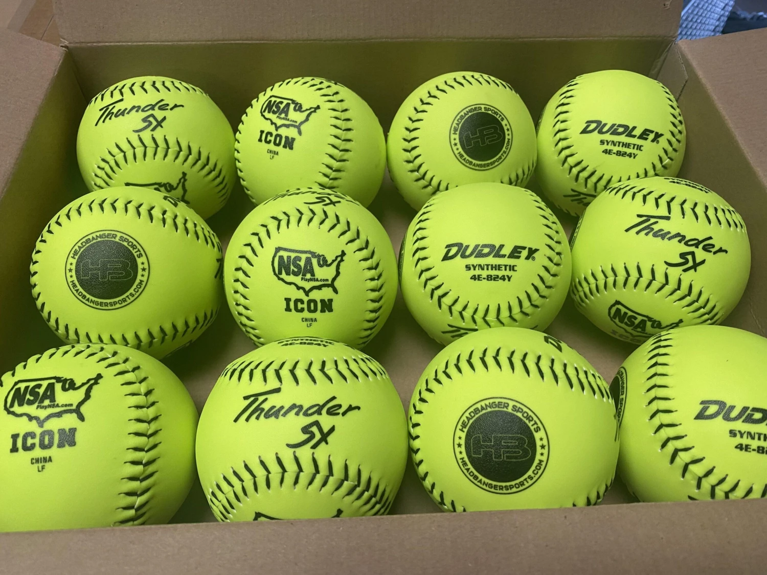 Dudley Thunder SY HYCON ICON NSA 12" Synthetic Slowpitch Softballs (DOZEN): 4E824Y - Image 3